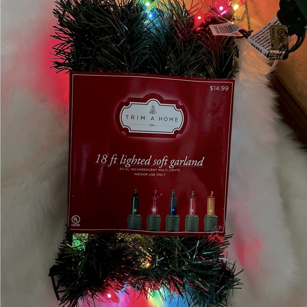 Lighted Christmas Garland